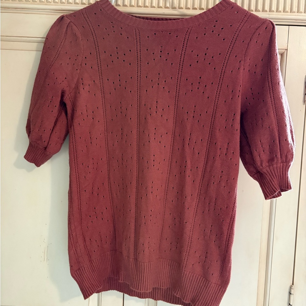 Elegant Women's Knit Sweater Size Small
